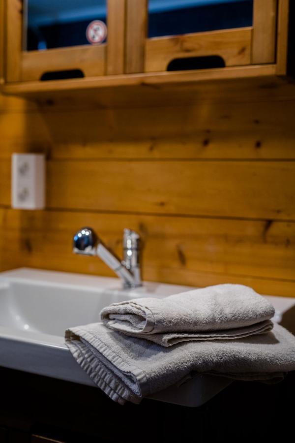 Houseboat Jana - With Sauna And Terrace Hotel Bruges Luaran gambar